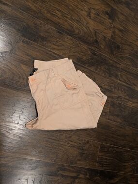 Venezia Jeans Clothing Co | Peach Cropped Cargo Pants 24